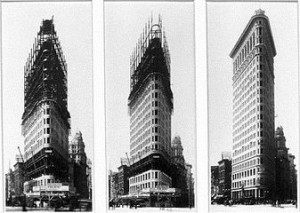 337px-Flatiron_Building_Construction,_New_York_Times_-_Library_of_Congress,_1901-1902_crop