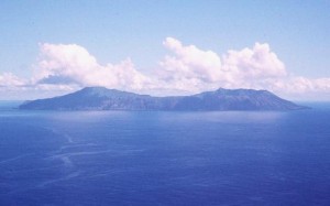 Anatahan_aerial
