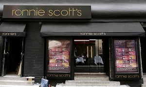 Ronnie-Scotts-jazz-club-001