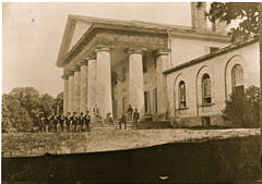 240px-East_front_of_Arlington_Mansion_(General_Lee's_home),_with_Union_soldiers_on_the_lawn,_06-28-1864_-_NARA_-_533118