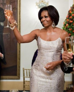 President-Barack-First-Lady-Michelle-Obama-Toast-Dinner-Mauricio-Funes-National-Palace-San-El-Salvador-e1321416917325-602x752