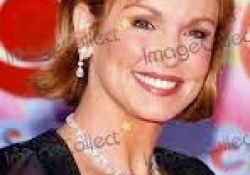 Phyllis George, Pioneering NFL Sportscaster, dies at age 70 by Associated Press